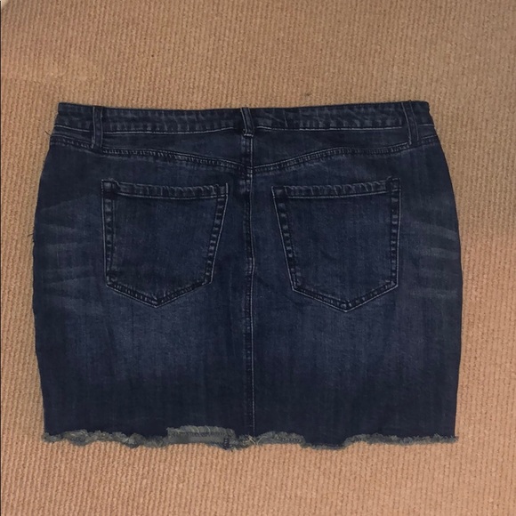 Lace up jean skirt - Picture 2 of 3